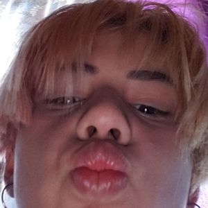 Meet your Posher, Jade